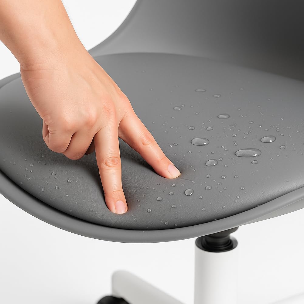 BAKAJI Sedia da Ufficio Scrivania Ergonomica Design Moderno con Altezza Regolabile e Cuscino Imbottito ad Alta Densità, Seduta Girevole con Ruote Piroettanti, Ideale per Casa, Studio (Grigio)