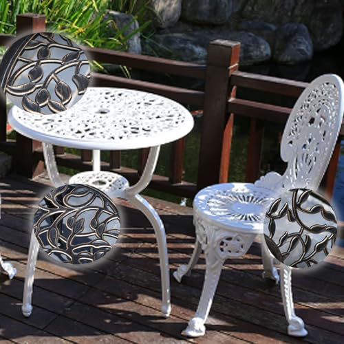 Table extérieur avec chaise compacte pour aménager un petit espace de jardin