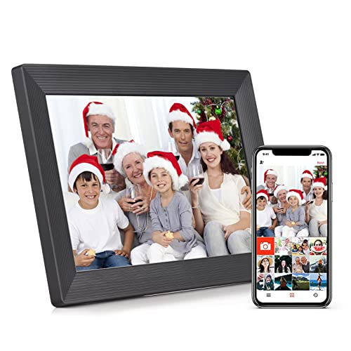 Ottima idea regalo per famiglie e amici: la cornice digitale è un ottimo regalo per famiglie e amici per feste o compleanni. Tutti i tuoi momenti preziosi e cari possono essere visualizzati sulla cornice digitale invece di essere semplicemente bloccati nel tuo telefono.