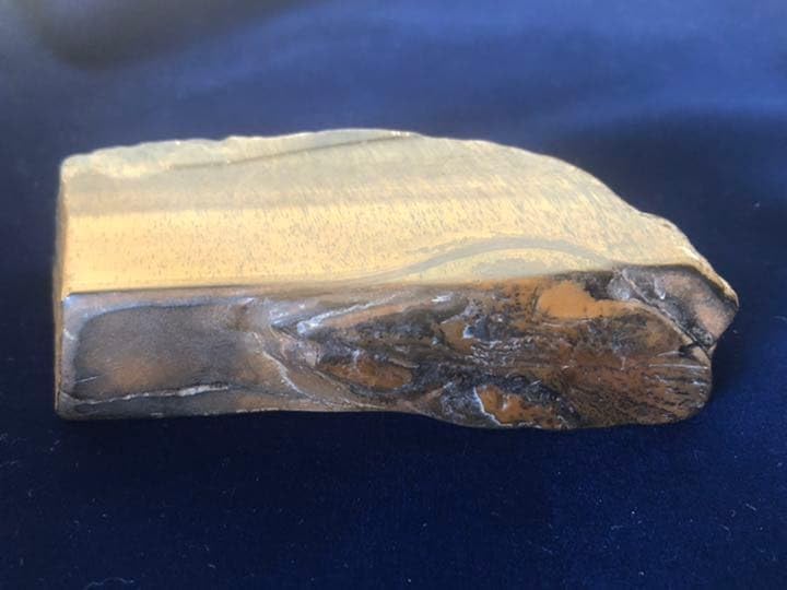 タイガーアイ 虎目石 90&times;40&times;21mm 文鎮 置石