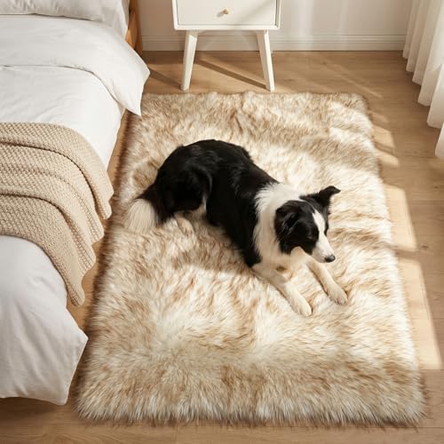 Mishukaze Plush Faux Sheepskin Rug-Ultra Soft Fluffy Bedside Carpet,Machine Washable Anti Slip Floor Mat,Silky Shag Area Rug for Bedroom,Living Room & Kids Room Decor（Yellow Tip 120x180）