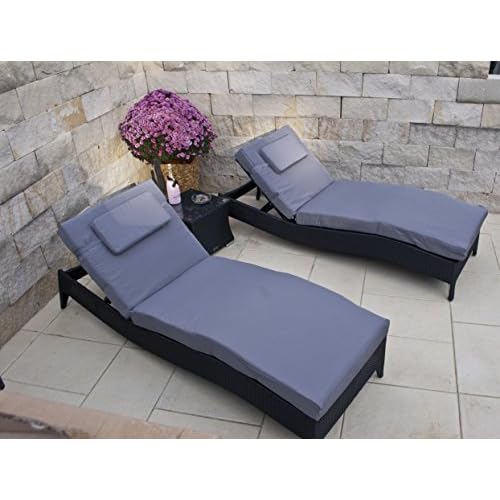PolyRattan Sonnenliege DEUTSCHE MARKE - EIGNENE PRODUKTION - 8 Jahre GARANTIE auf UV-Beständigkeit Polster Tisch + Glasplatte 2 Sonneliegen Set Belastbar 180Kg Ragnarök-Möbeldesign schwarz Gartenmöbel
