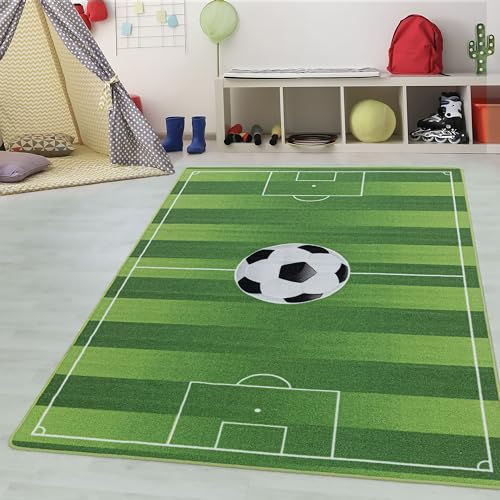 AREA DI UTILIZZO: Grazie alla superficie e al colore, il tappeto si adatta perfettamente alla camera dei bambini, dei ragazzi o dei neonati.