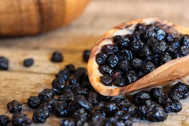 Image of FROZEN NUTS Dried Blueberries 500gm | Sweet & Juicy Natural Berries | Rich in Antioxidants | Healthy Snack for Kids & Adults | Ideal for Smoothies, Baking, Desserts & Snacking | Natural Dried Fruit for Daily Nutrition