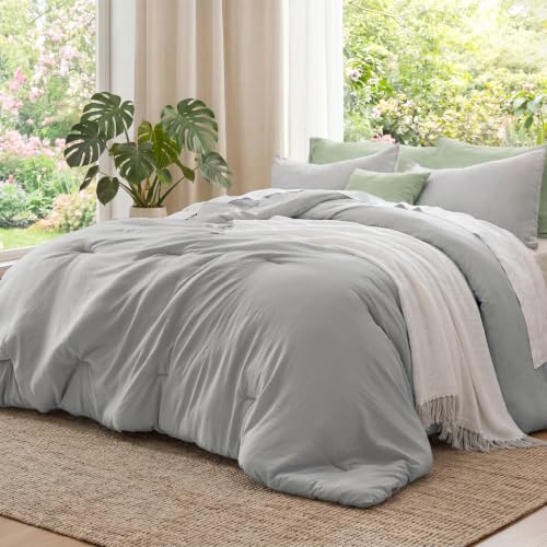 Image of Bedsure Full Comforter Set, Silver Grey Soft Prewashed Bedding for All Seasons, 3 Pieces GentleSoft Bed Set, 1 Lightweight Comforter (82 inchx86 inch) and 2 Pillowcases (20 inchx26 inch)