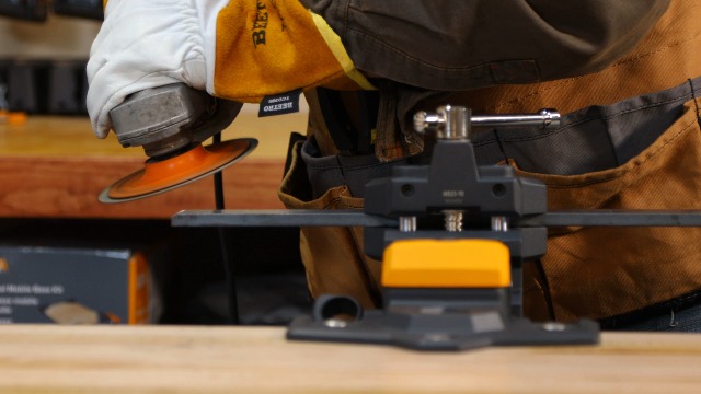 IQ Vise | 360° Articulating Bench Vise Made From Steel
