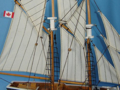 Hampton Nautical Bluenose Sailboat, 17" #TOP2