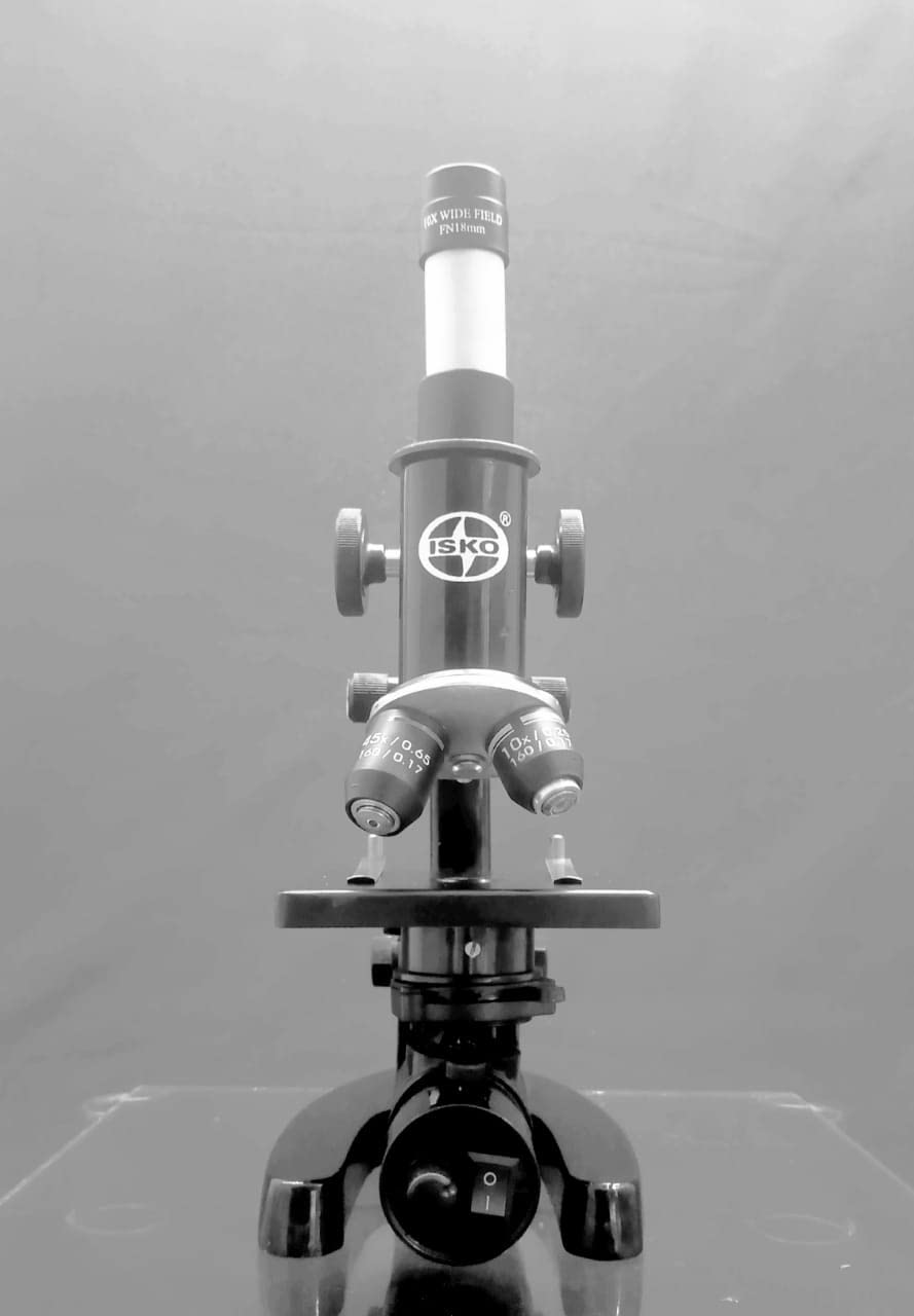 ISKO® ISSM-93 Compound Biological Triple Nose Student Microscope with Led Light and 25 Microscope Plain Slides and 5 Prepared Slides-image-2
