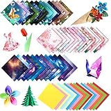 【Papel De Origami Versátil】 Puede hacer una gran variedad de cosas interesantes; jugar con sus hijos y disfrutar del tiempo con la familia. Este papel de origami puede ayudar a los niños a reconocer y diferenciar los colores, proyectos de bricolaje hechos a mano para guarderías, manualidades, proyectos de arte y fiestas, etc.