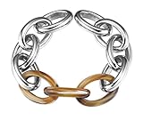 Klassischer und feinemr Schmuck mit einem zeitlosen Charakter. Ein Must-Have für jede moderne Frau