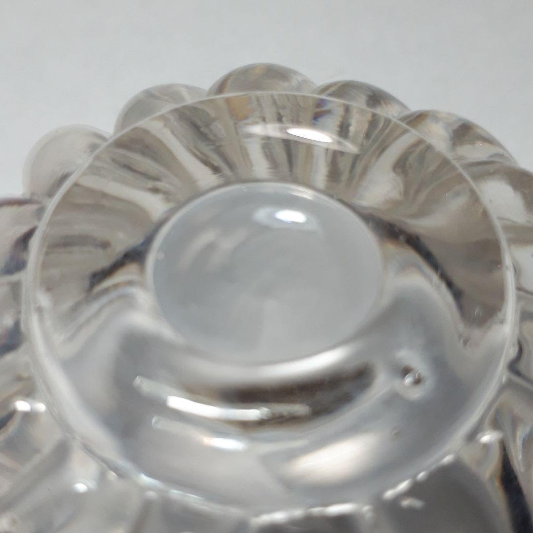 透明型吹き菊形盃(江戸時代) トップ