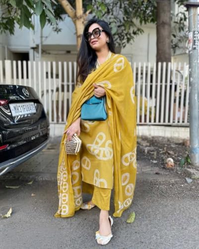 Image of Nermosa Women Printed Stragiht Kurta and Pant set with Dupatta