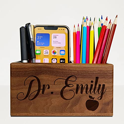 Cadeau Personnalisé pour Médecin, Porte-Stylo pour la Retraite, l'Appréciation, l'Anniversaire, Noël, Organisateur de Bureau Unique et Mémorable en Bois Massif avec Nom Personnalisé pour Cadeau