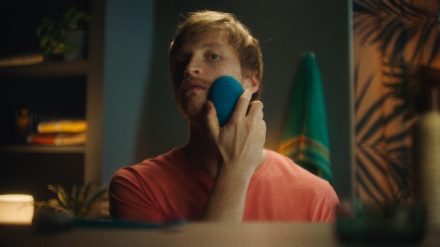 Amazon.com: FOREO LUNA 4 MEN Face Cleansing Brush for Skin & Beard
