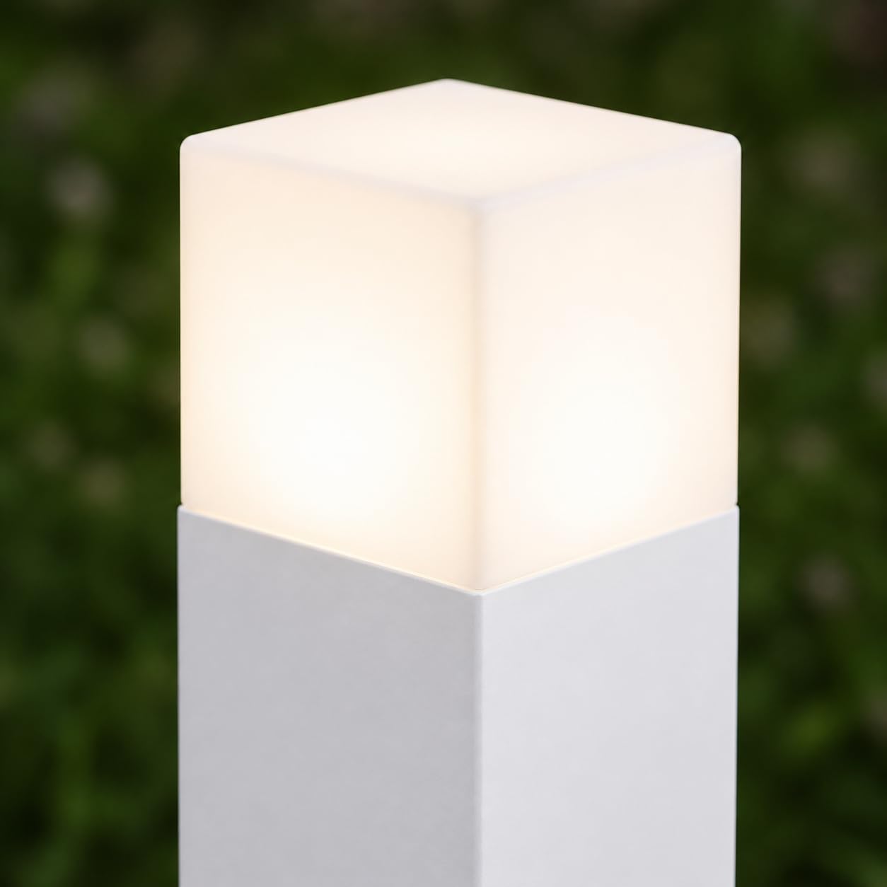 Lampioncino da Giardino E27 Bianco 74 cm Paletto Luce Esterno Moderno per Vialetti e Ingressi Attacco E27 Alluminio Diffusore Opaco IP44 (Bianco)