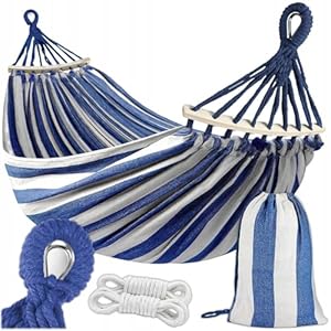 KRUMAD Hängematte 260 cm, Belastbar bis 250 kg, Wetterfest, Baumwoll-Polyester, für Garten, Balkon, Camping, mit Holzstreben & Tragetasche (Blau-Weiß, Ohne Gestell)