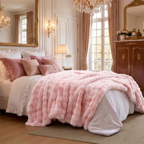 Image of Bedsure GentleSoft Bubble Faux Fur King Size Blanket for Bed, Fluffy Fuzzy King Blanket for Winter, Soft Cozy Faux Fur Bedding Thick Warm Plush Decor for Bedroom, Tie-dye Pink, 104x90