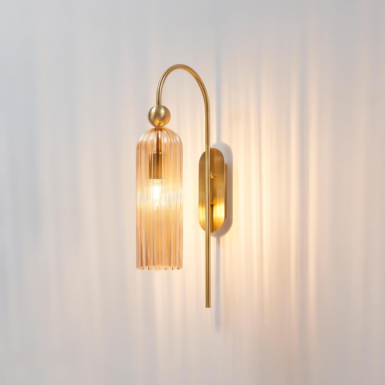KOSILUM - Applique cloche dorée verre ambré texturé - Leonora - Lumière Blanc Chaud Eclairage Salon Chambre Cuisine Couloir - - - E14 - IP20