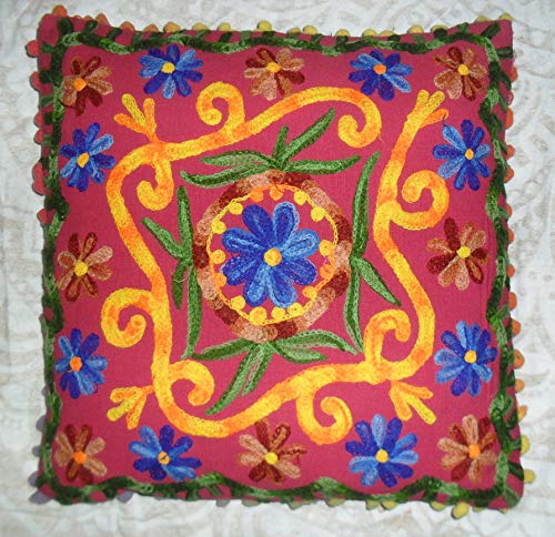 Housse de coussin indienne Suzani en broderie main pour canapé élégant