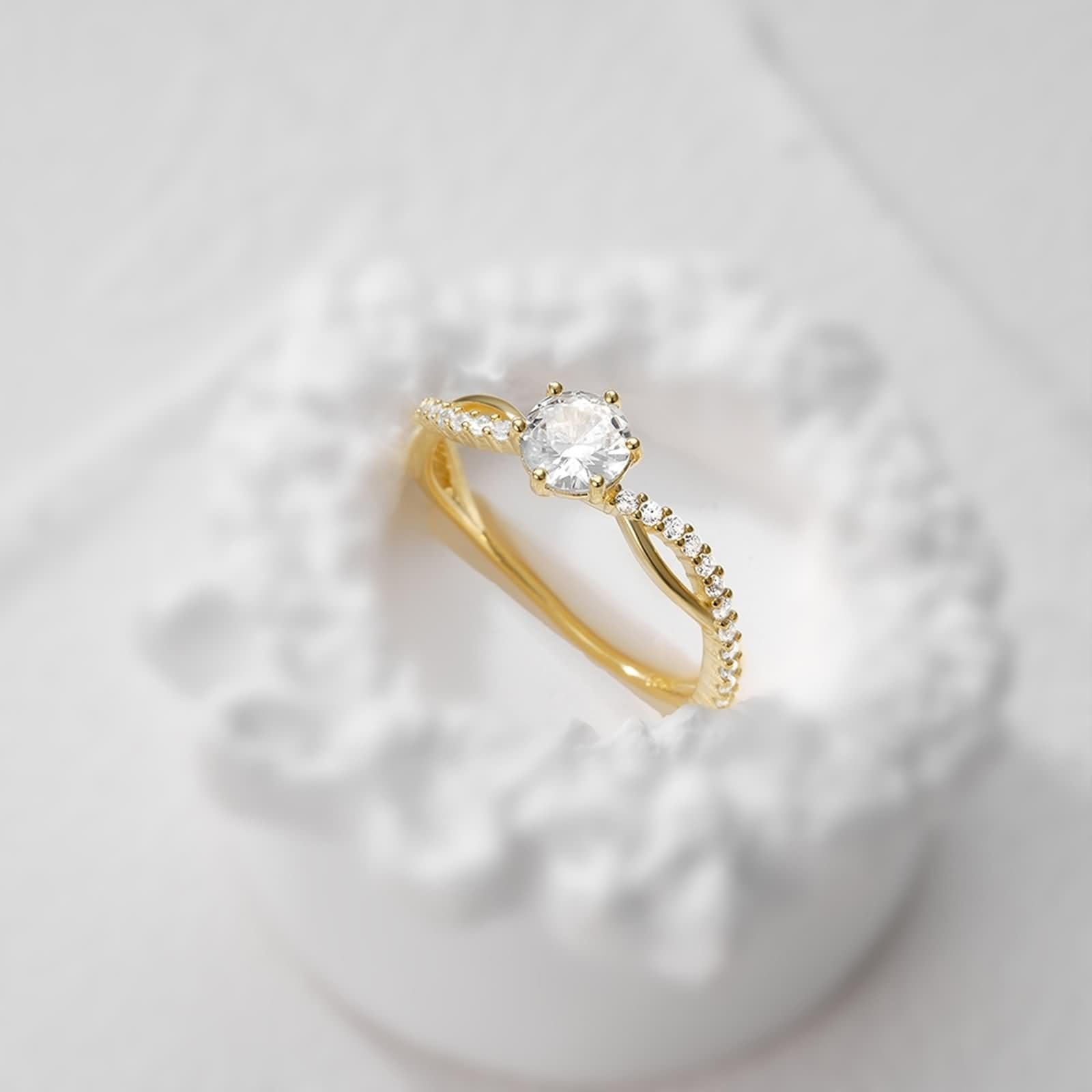 Anelli da Donna Fidanzamento Fede 6x6mm Rotondo con Moissanite, Anello di Oro Giallo Donna 9Kt/14Kt/18 Kt, Oro