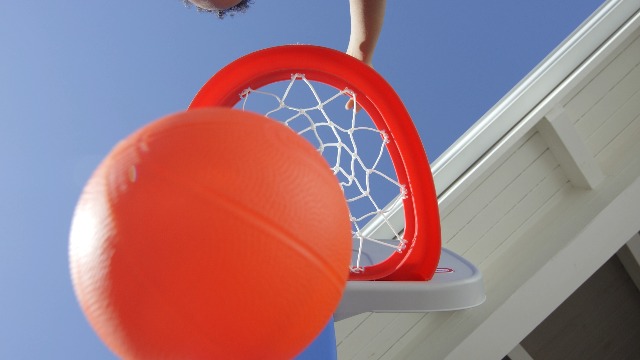 Amazon.com: Little Tikes Easy Score Basketball Set, Blue, 3 Balls