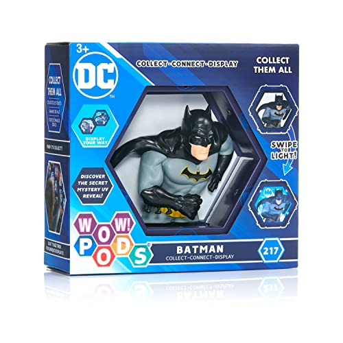 WOW! PODS - Colección DC Super Friends - Batman - Figura Coleccionable con luz y Sensor de Movimiento (Deqube 918DC100525)