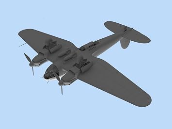 ICM 48262 - He 111H-6, WWII German Bomber - Plastic Military Model Kit - Scale 1:48