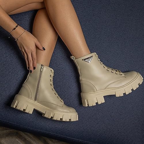 Kit Bota Tratorada e Mocassim Blogueira Feminino Off White Com Solado Alto Leve Sapato GuGi Com Meta