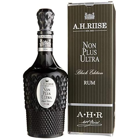A.H. Riise Non Plus Ultra Black Edition in Geschenkverpackung Dark Cover