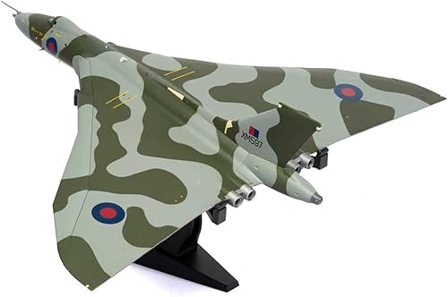 Miniatura 3 de Corgi Diecast Avro Vulcan B2 XM597 'Black Buck 6' Guerra de las Malvinas 1982 1:72 Exhibición de aviones militares británicos Modelo AA27206, Verde