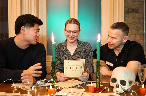 Stadtkrimis Exit Escape Stadtführung Talking Tables Krimispiel im Palmenhaus für Erwachsene, 3 Alternative Enden, Krimi-Fallakte, lustige After-Dinner-Party, Neujahrsgeschenkidee, ab 16 Jahren