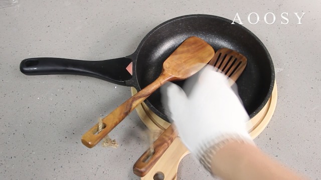 AOOSY 13.3 Inch Long Handled Wooden Wok Spatula for Cooking on Amazon Live