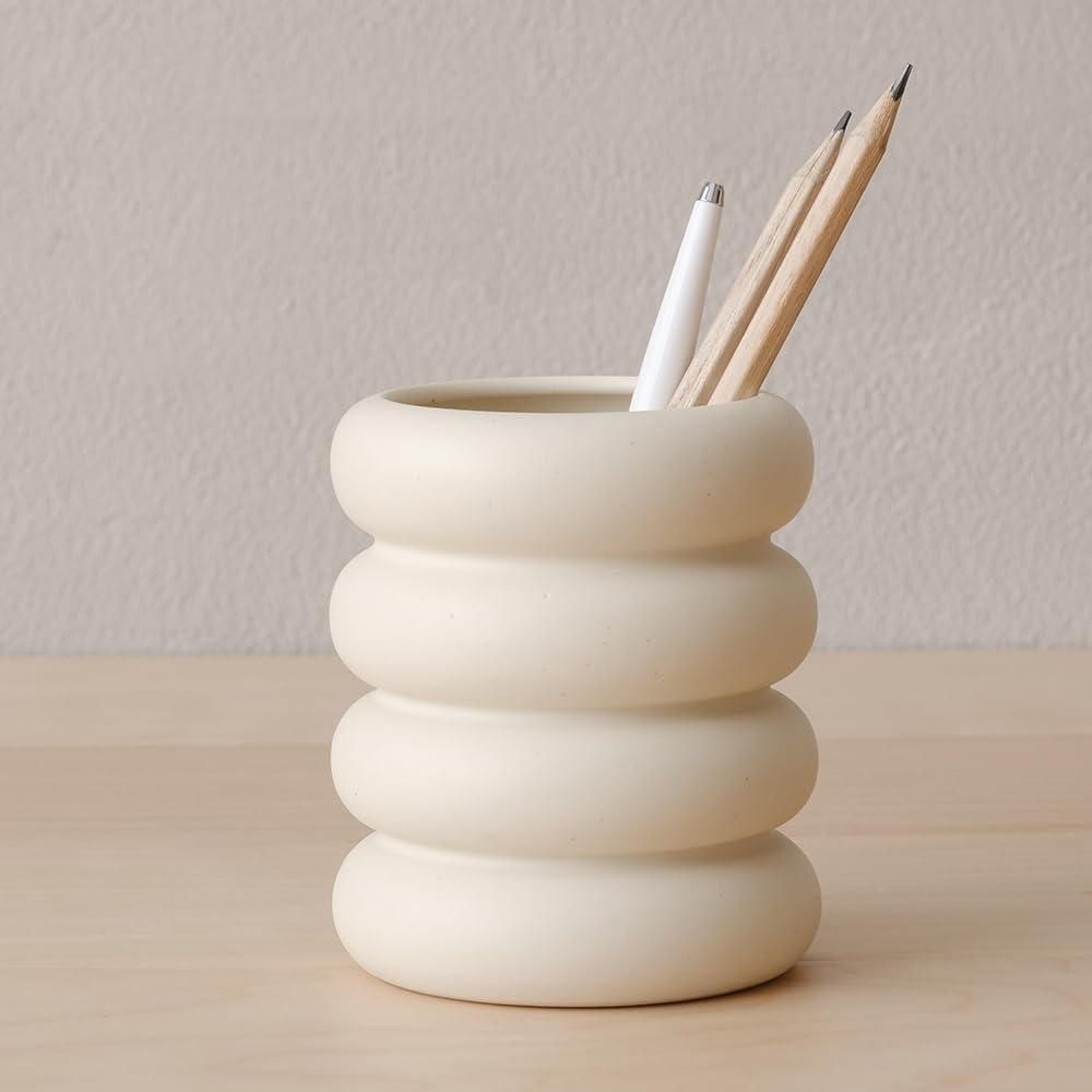 Chubby Pen Holder, Makeup Brush Organizer, Modern and Minimalistic, Ceramic Desk Accessories (Matte Crème)