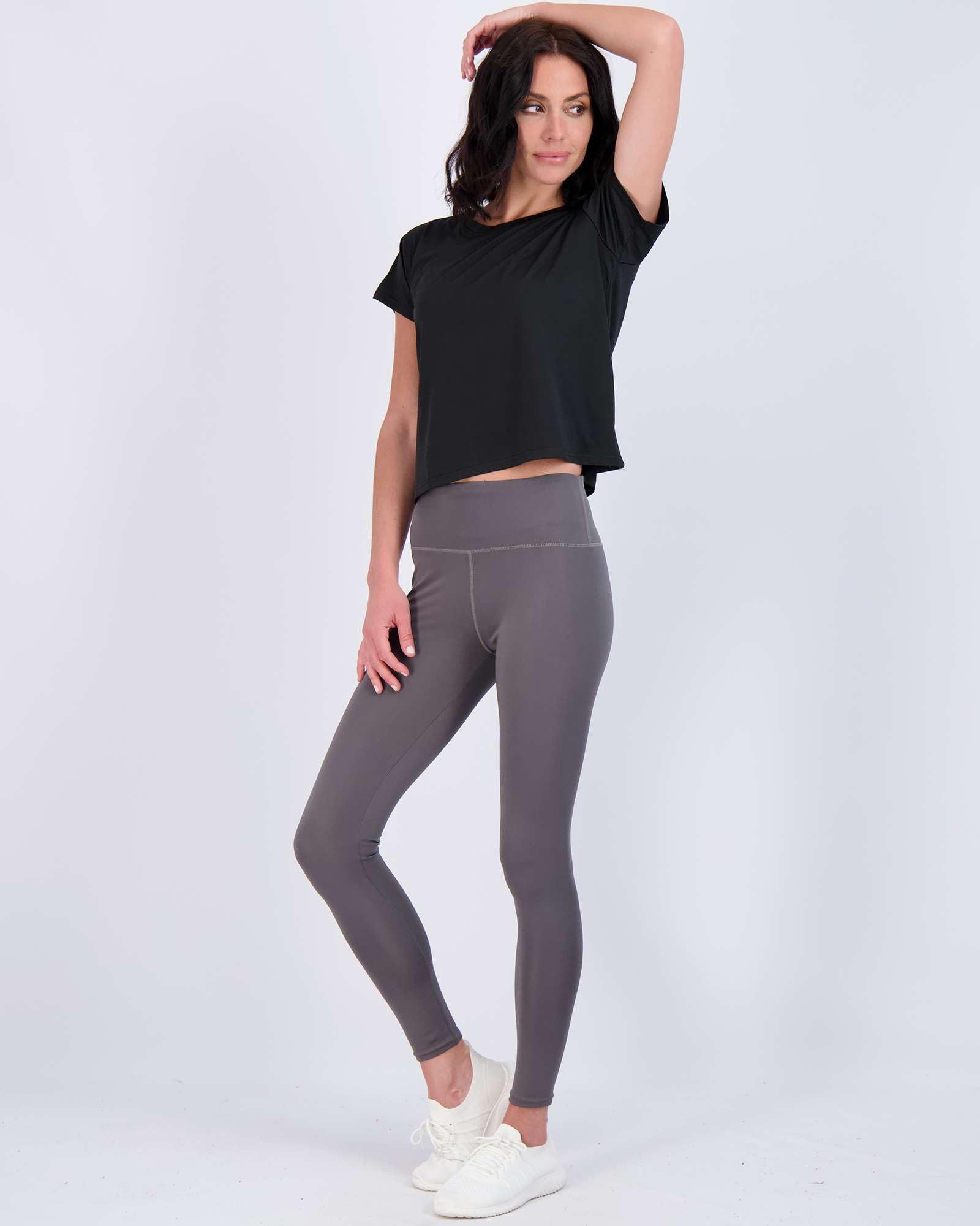 Real Essentials Crop Top T-Shirt Femme (Lot de 5) | Disponible en grande taille, t-shirt court évacuant l'humidité, col rond, yoga, course, randonnée, exercice