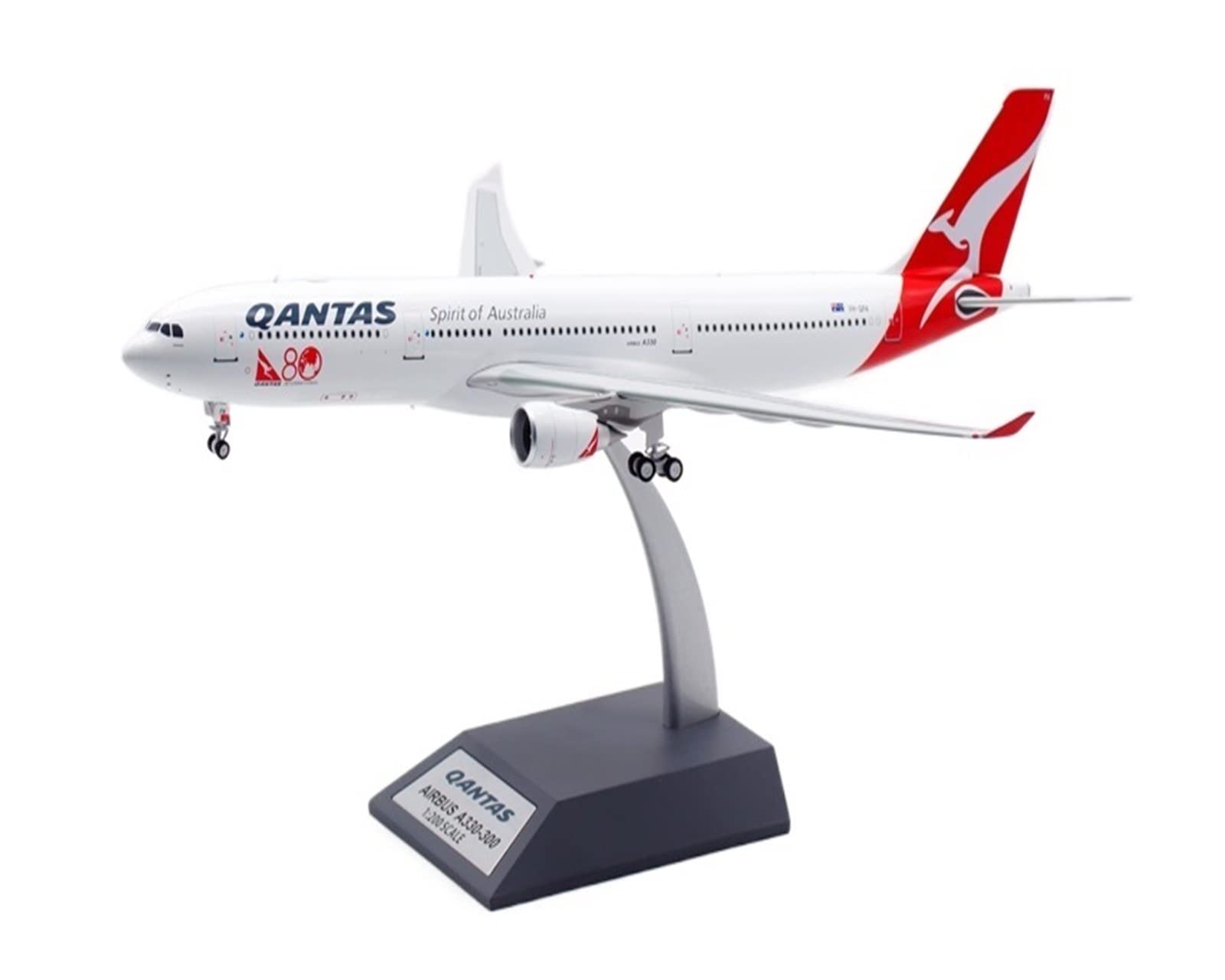 Amazon.co.jp: 1:200 スケール カンタス A330-300 VH-QPA 合金飛行機