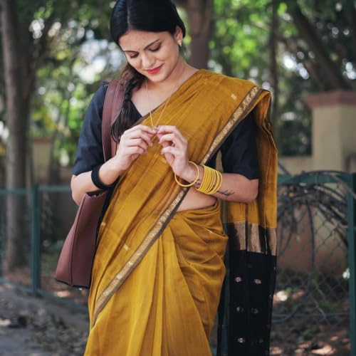 Image of Women's Banarasi Style Pure Kanjivaram Silk Jacquard Kanchipuram Pattu Saree With Un-Stiched Blouse (Yellow)