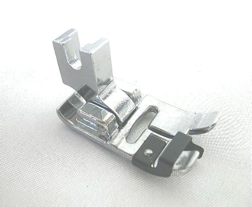 Pie para máquina de coser Featherweight Singer miniatura 1