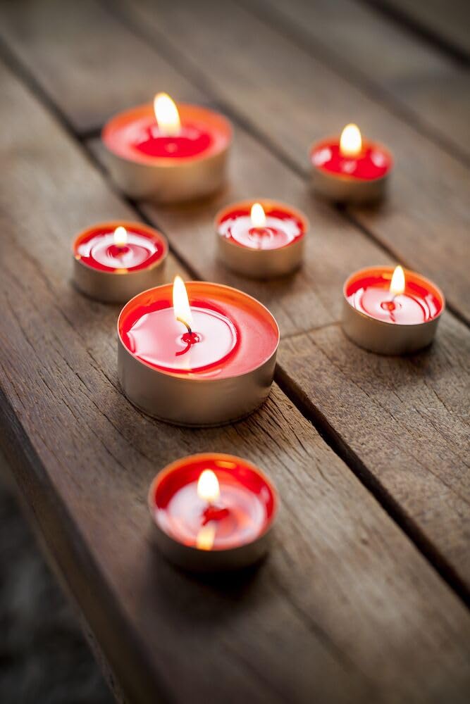 Velas de té (2 cajas de 50 unidades, 100 velas de té), tiempo de combustión: 4,5 horas, sin hollín, para portavelas, vasos de velas, lámparas aromáticas, candelabros y portavelas – Navidad,