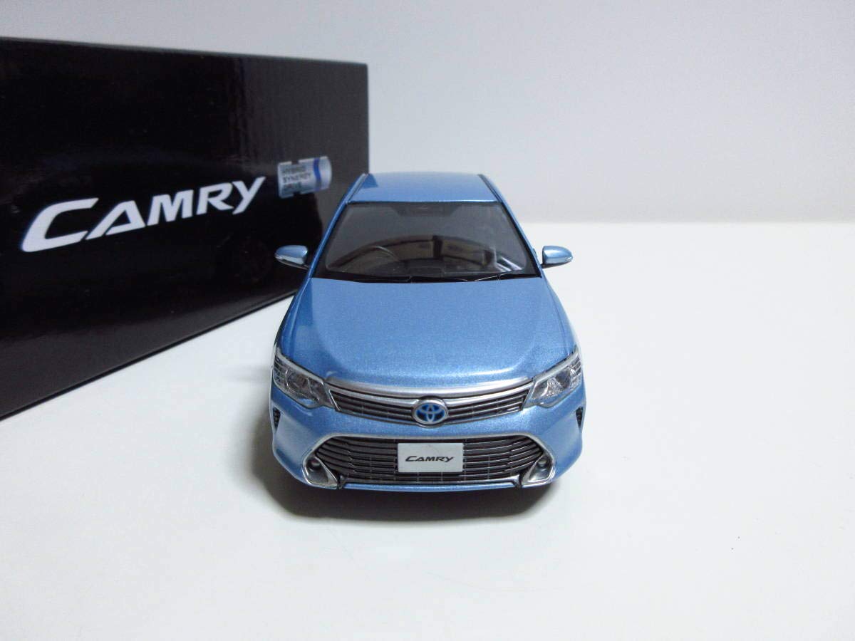 旧型カムリ前期　カラーサンプル ミニカー　トゥルーブルーマイカメタリック　箱付 Amazon | 1/30 カムリ ハイブリッド CAMRY 50 後期 カラーサンプル