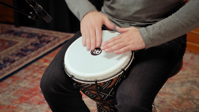 Meinl Djembe HDJ3-M - Tamburo Africano In Legno Di Mogano E Pelle Di Capra, Diametro 25.4 Cm, Nero - Foto 9
