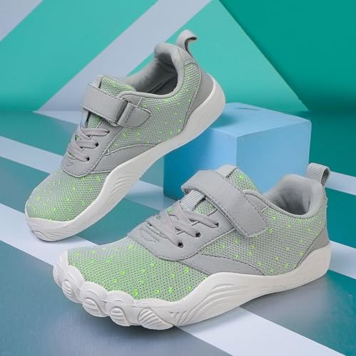 Boys Girls Tennis Sneakers Low Top Lightweight Breathable Mesh Athletic Shoes Running Hiking Walking Sports Shoes2