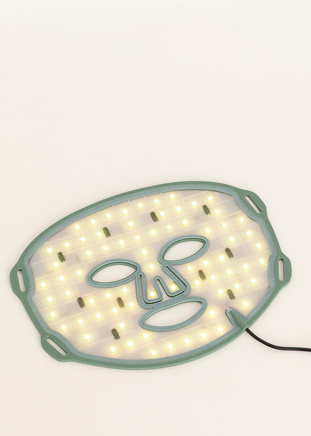 CREATE/SKIN CARE LED MASK/Máscara de tratamiento facial LED 8 en 1 verde sage / 8 luces, 8 tratamientos led, 288 bombillas LED, seguro y libre de UV, flexible, bateria larga duracón, 4.2W