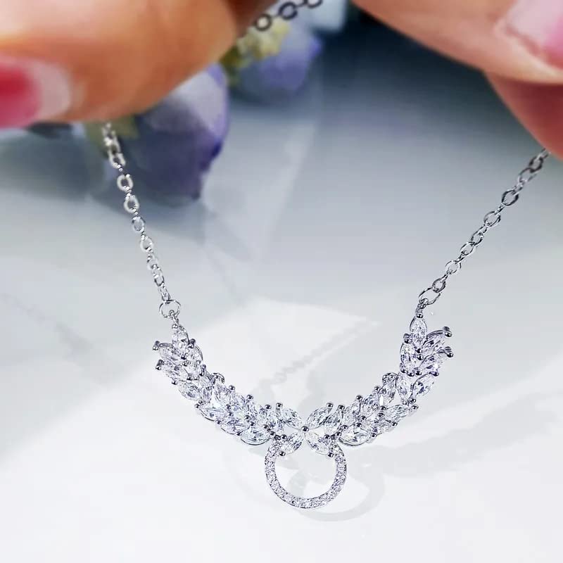 Collier pendentif anneau et ailes en zircon pour femme