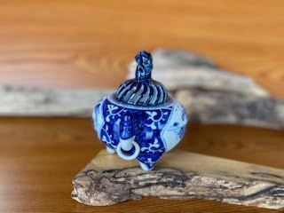 九谷焼 山水 香炉 九谷焼 直作 染付間取山水 香炉 未使用 - メルカリ