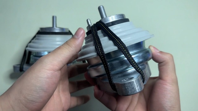 MAO　0507 Amazon.com: AUTOKAY Engine Motor Mount Front Left and Right