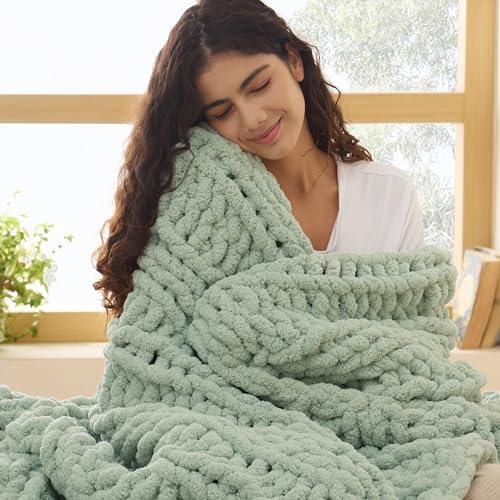 Bedsure Chunky Knit Throw Blanket for Couch - 100% Hand Knitted, ...