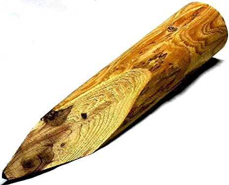 Amazon 杭丸太芯持ち節ありひび割れ有り末口直径６０ミリ長さ１メートル 先が尖っている物１本 木杭