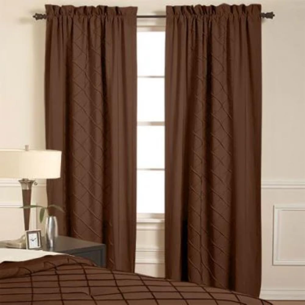 Rideaux plissés sombres FabricFactory pour l'obscurité de chambre