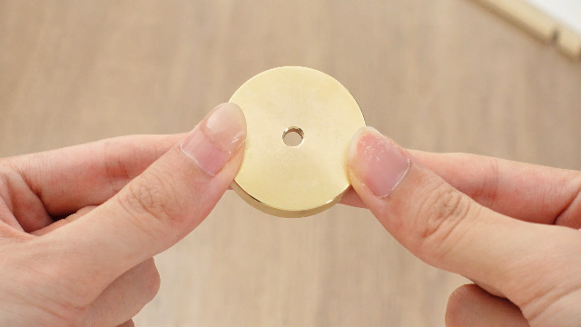Pies de metal dorado para tabla de cortar 4 unidades miniatura 7