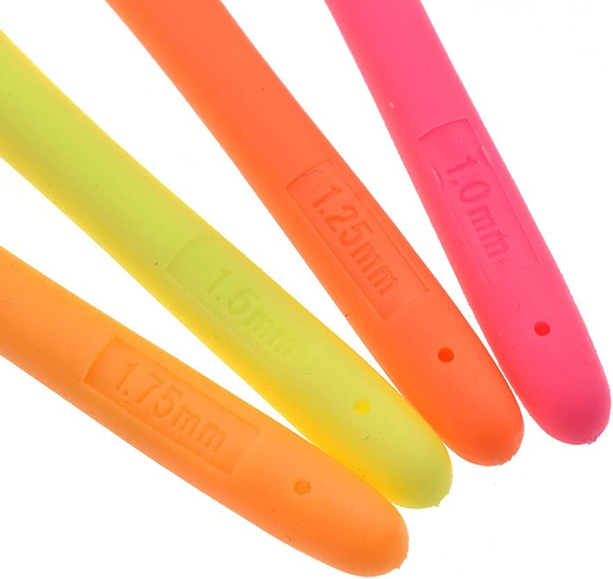 Katech 4 pcs Crochet Hooks Different Sizes (1.0-1.75 mm) Multicolor Handle Lace Crochet Hook Kit Ergonomic Smooth Knitting Needles DIY Yarn Weave Tools for Fine Work, Lace Knitting (Color is Random)